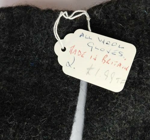 Vintage childrens wool gloves Unused vintage 1960s grey British made size 2
